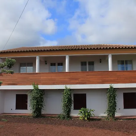 Santana Houses Rabo de Peixe