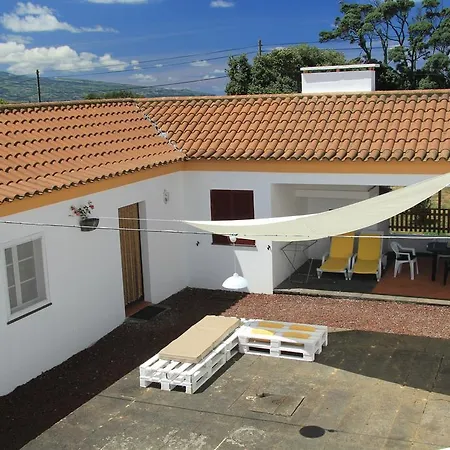 Santana Feriehus Rabo de Peixe